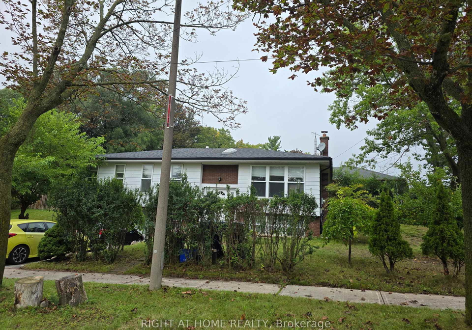 125-weir-crescent-s-toronto-scarborough-ontario-e13735078