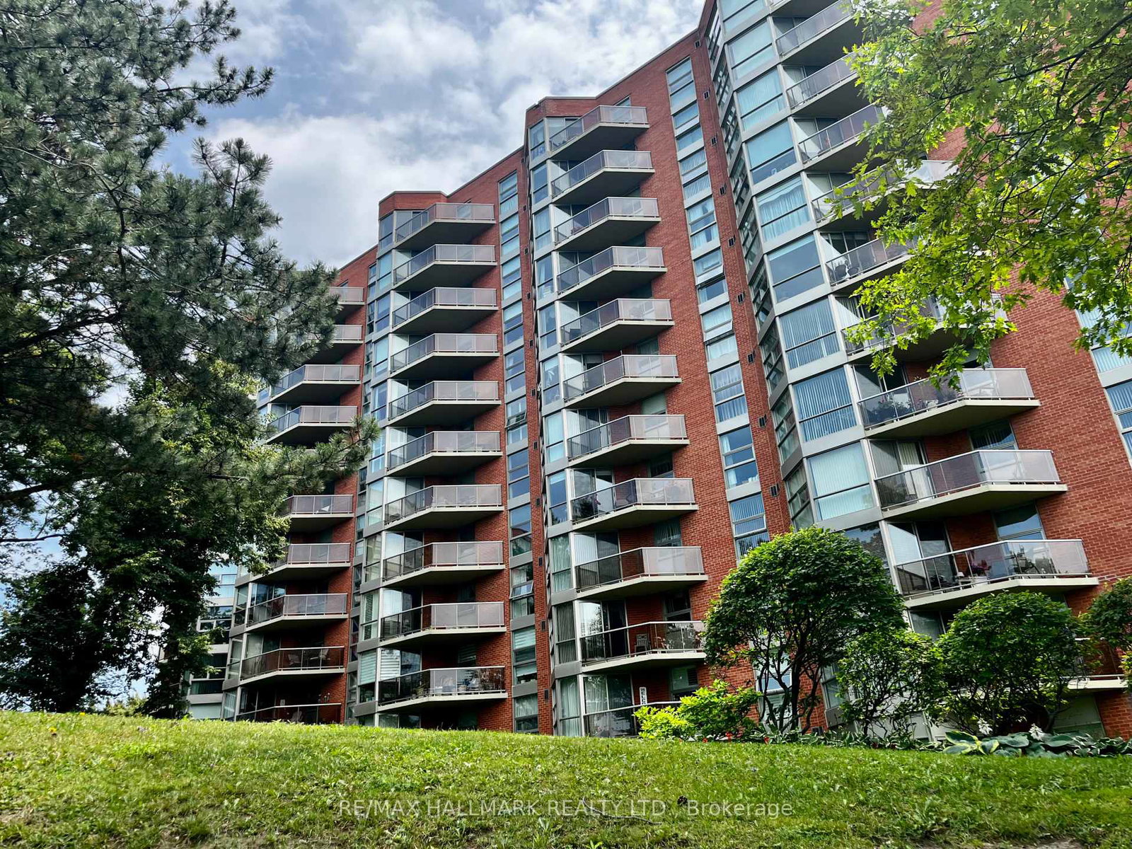 20-dean-park-road-toronto-scarborough-ontario-e13735600