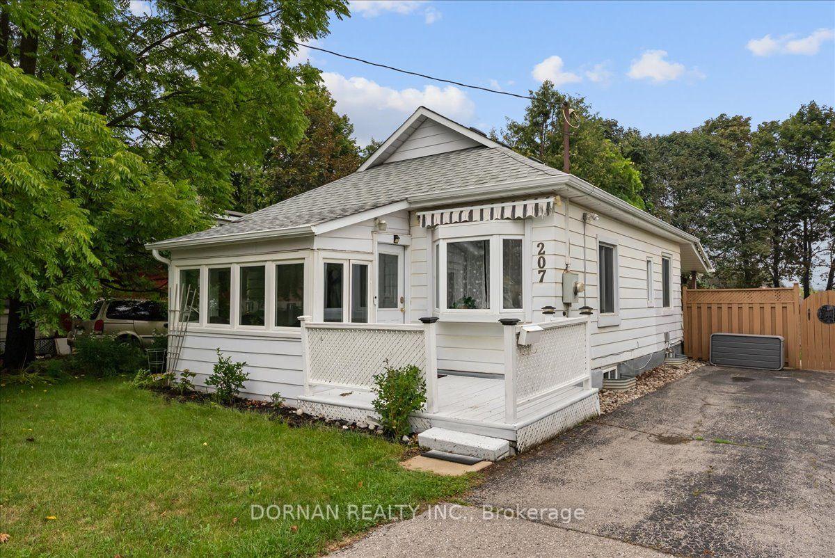 207-verdun-road-oshawa-ontario-e13735884