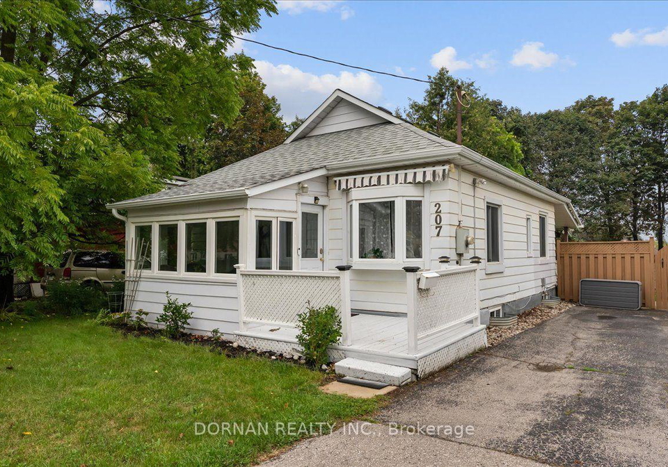 207-verdun-road-oshawa-ontario-e13735884
