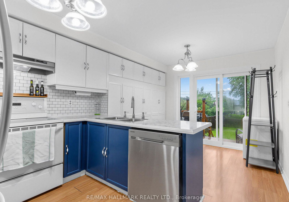 1553-rawlings-drive-pickering-ontario-e13736298