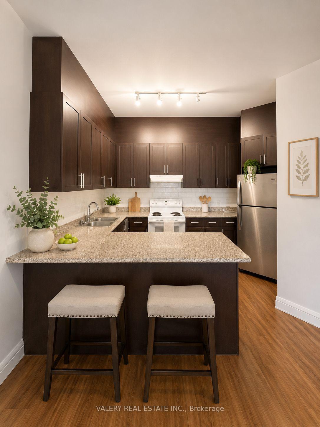75-eastdale-avenue-toronto-east-york-ontario-e13736906