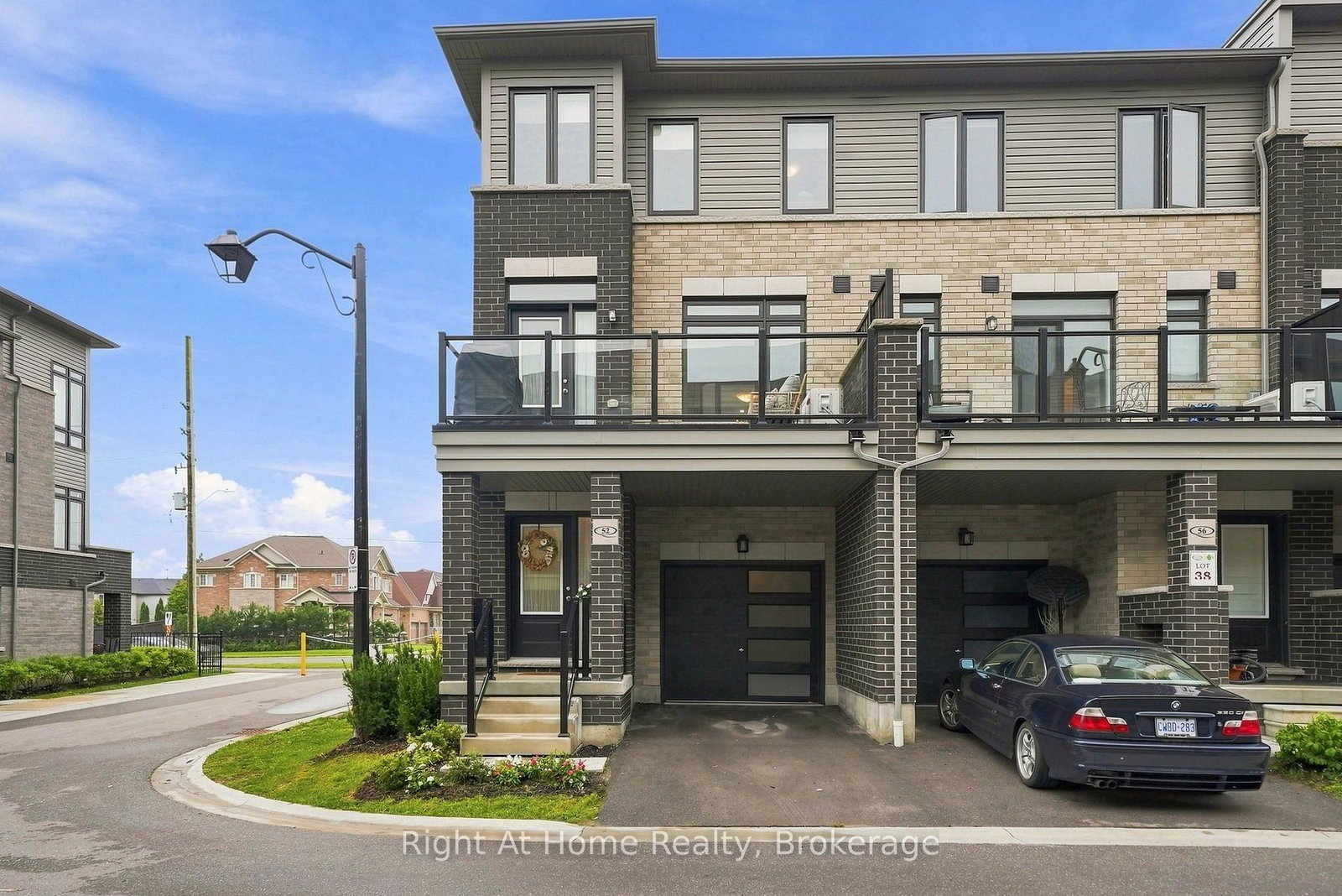 52-emmas-way-whitby-ontario-e13736962