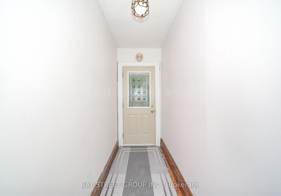 54-thyra-avenue-toronto-east-york-ontario-e13736996