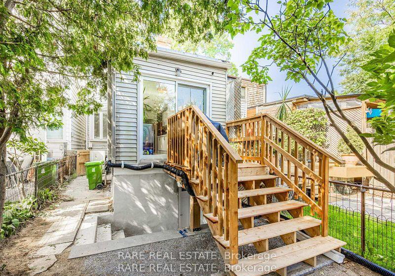 727-rhodes-avenue-toronto-toronto-ontario-e13737158