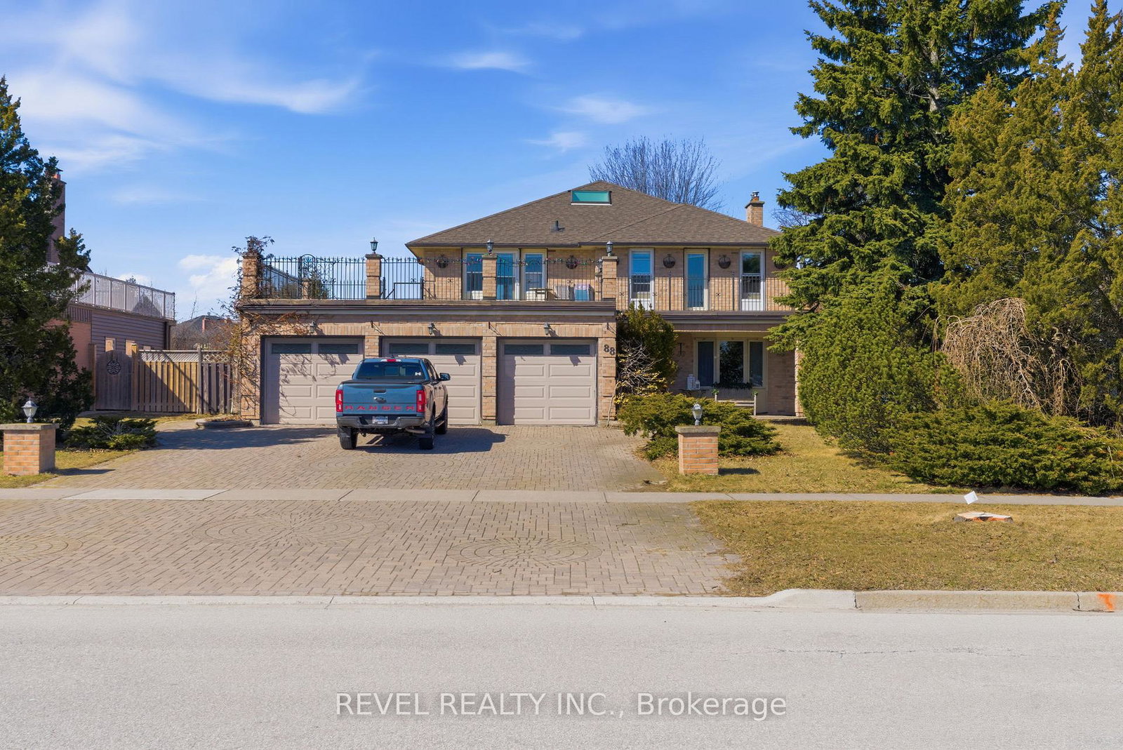 88-lake-driveway-w-ajax-ontario-e13737236