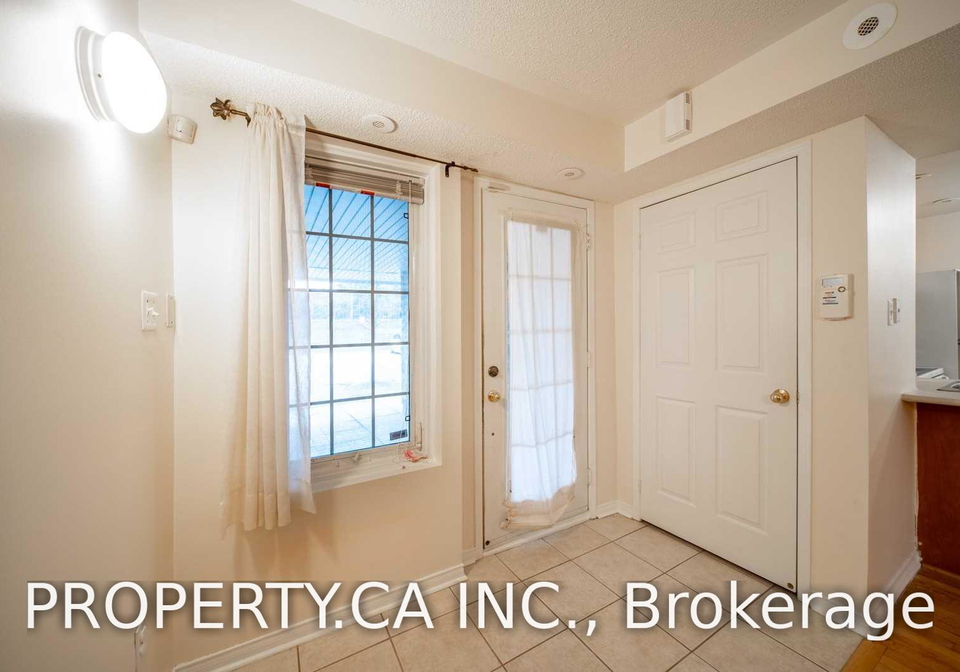 42-pinery-trail-toronto-scarborough-ontario-e13737406