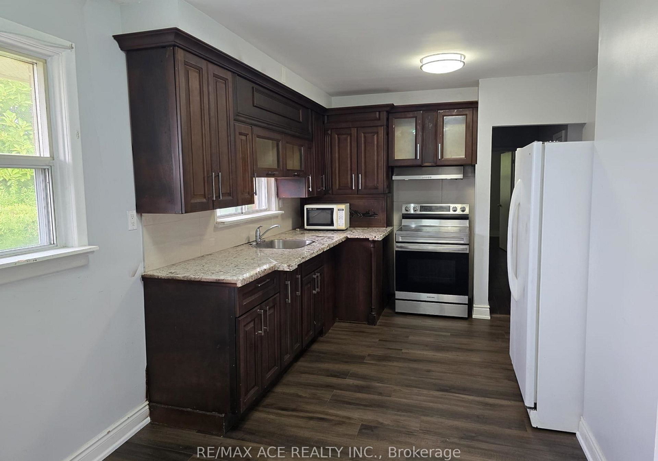 55-brenda-crescent-toronto-scarborough-ontario-e13737776