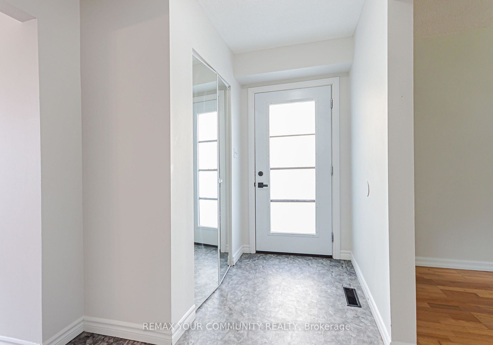1319-fenelon-crescent-oshawa-ontario-e13737810