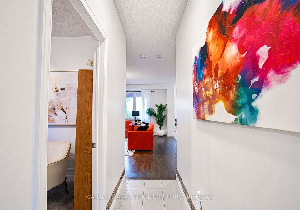 23-page-place-clarington-ontario-e13737836