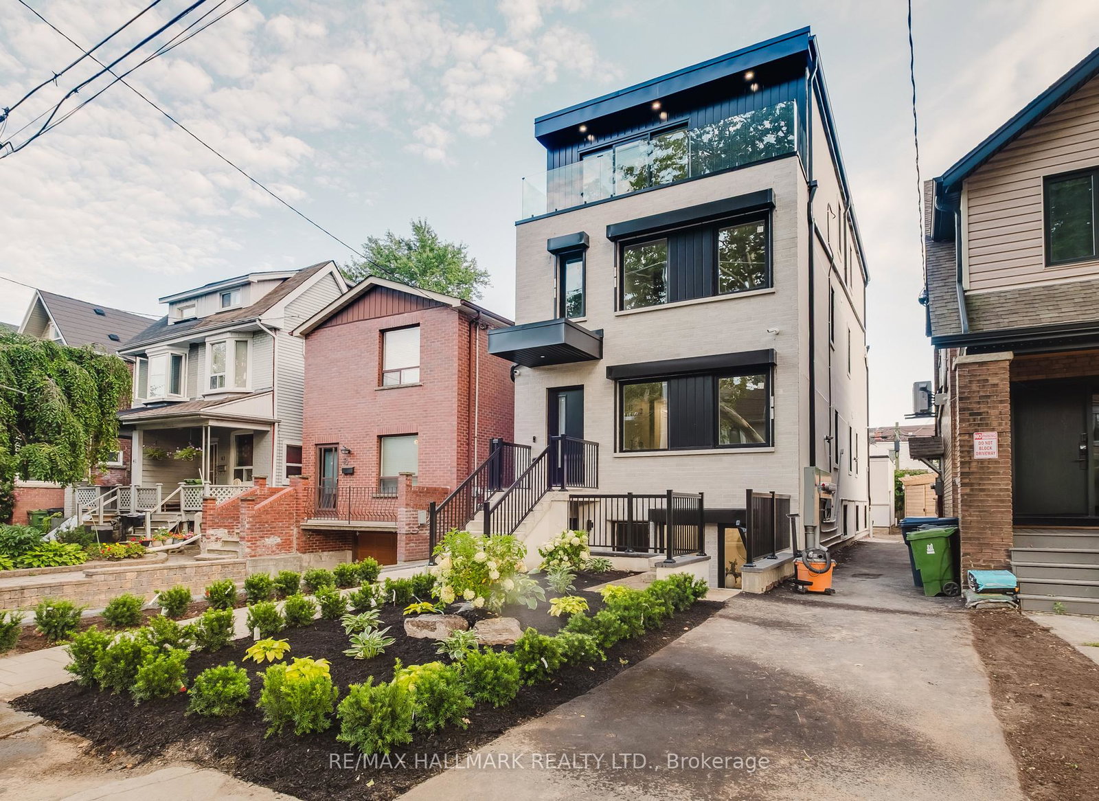 37-milverton-boulevard-toronto-east-york-ontario-e13738444