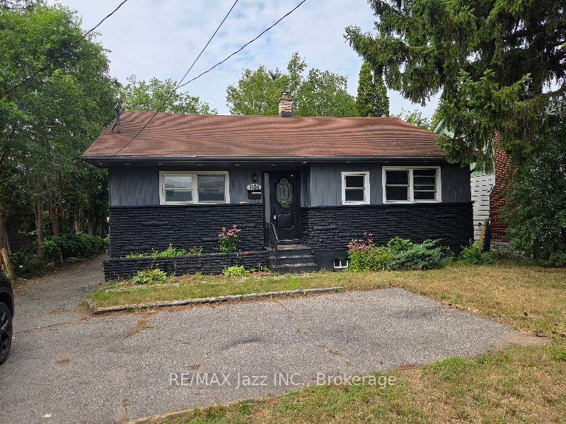 1500-simcoe-street-n-oshawa-ontario-e13738554