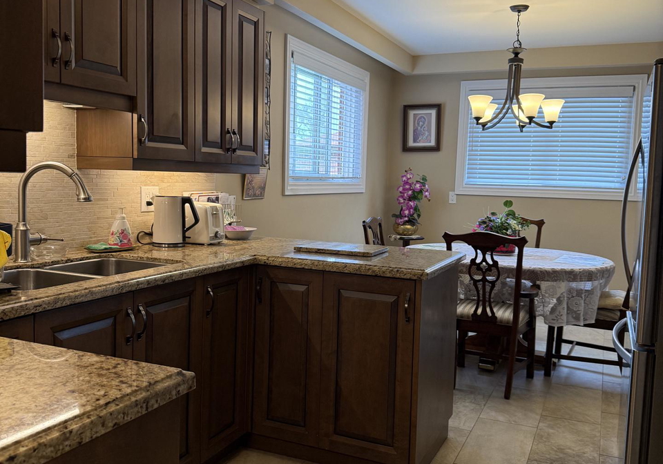 28-orangewood-crescent-toronto-scarborough-ontario-e13739006