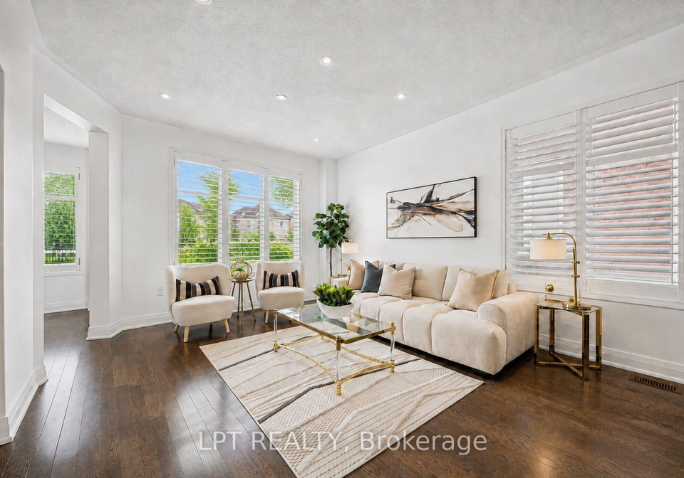 61-minerva-avenue-toronto-scarborough-ontario-e13739574