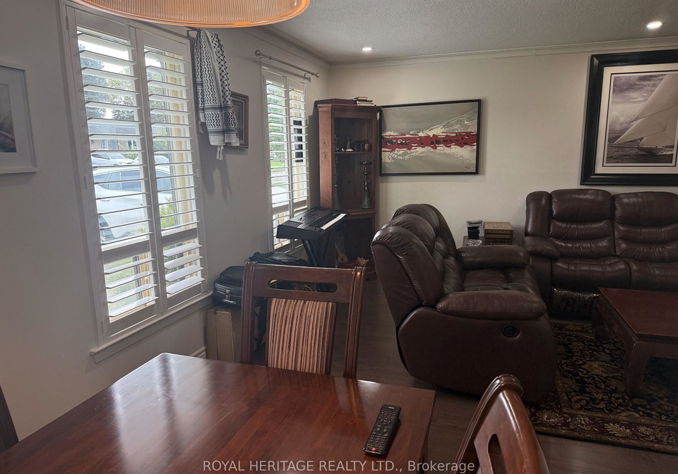 1402-fordon-avenue-pickering-ontario-e13740268