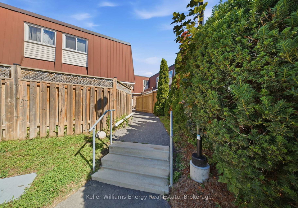 1333-mary-street-n-oshawa-ontario-e13740794