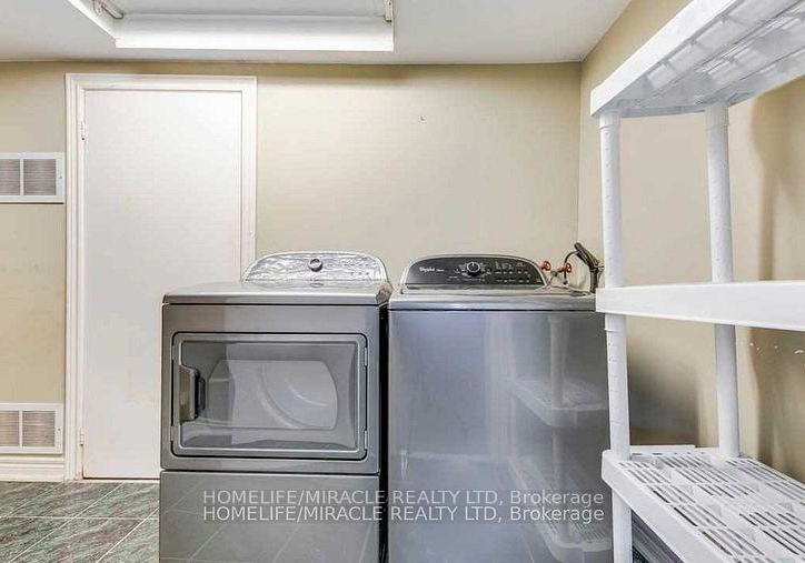 3-independence-drive-s-toronto-scarborough-ontario-e13741006