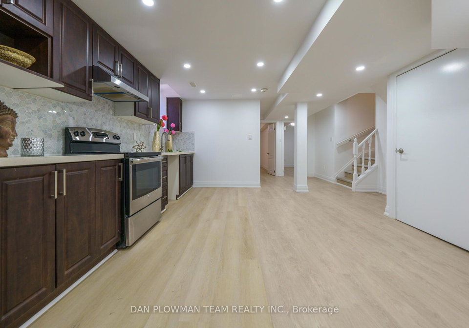 10-pardon-avenue-whitby-ontario-e13741274