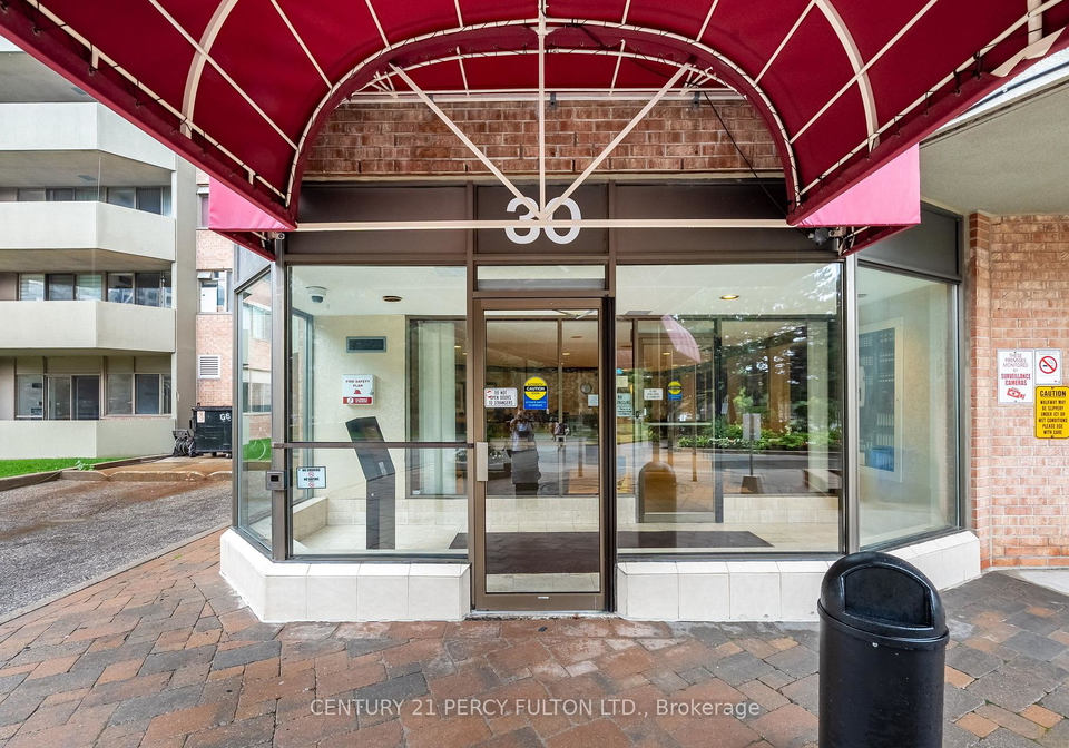 30-thunder-grove-toronto-scarborough-ontario-e13741294