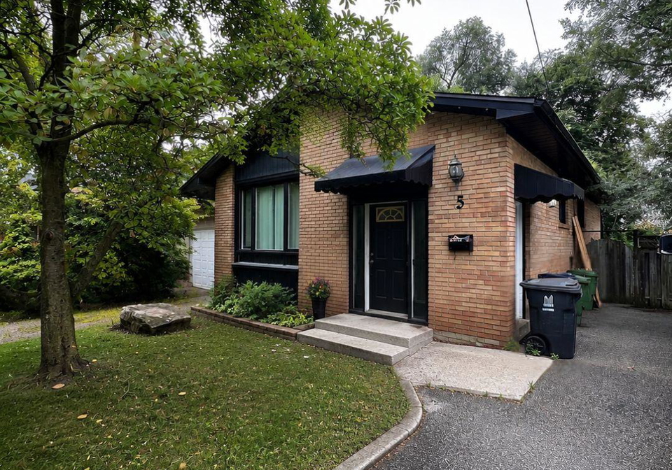 5-watson-street-toronto-scarborough-ontario-e13741994