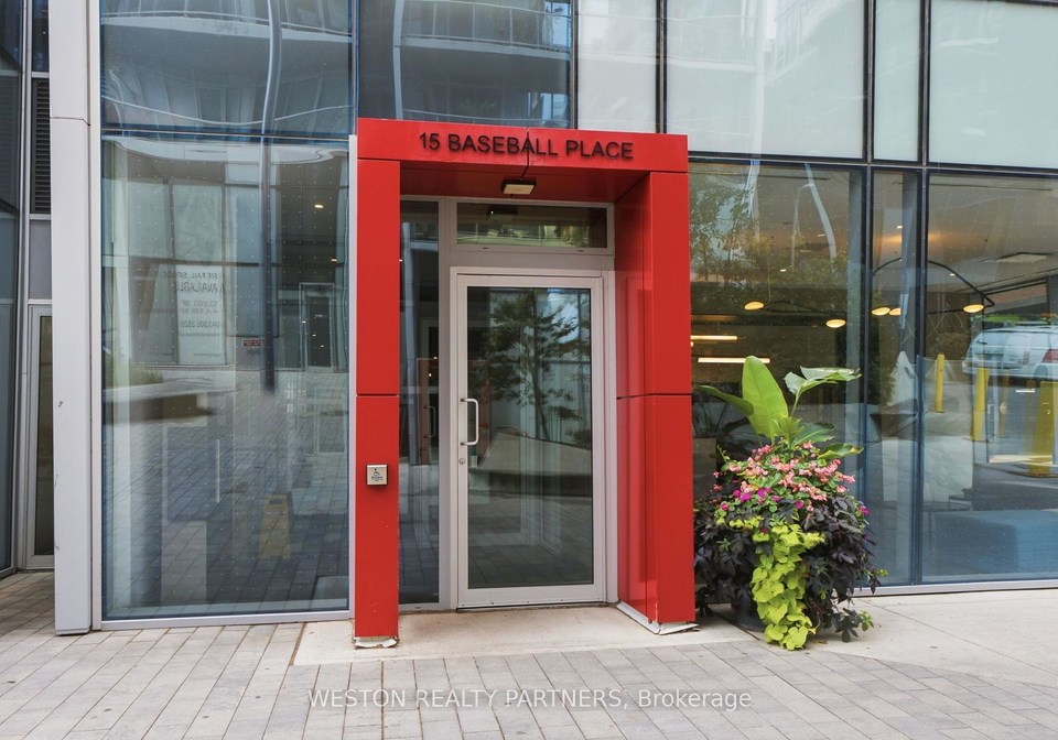 15-baseball-place-toronto-toronto-ontario-e13742816