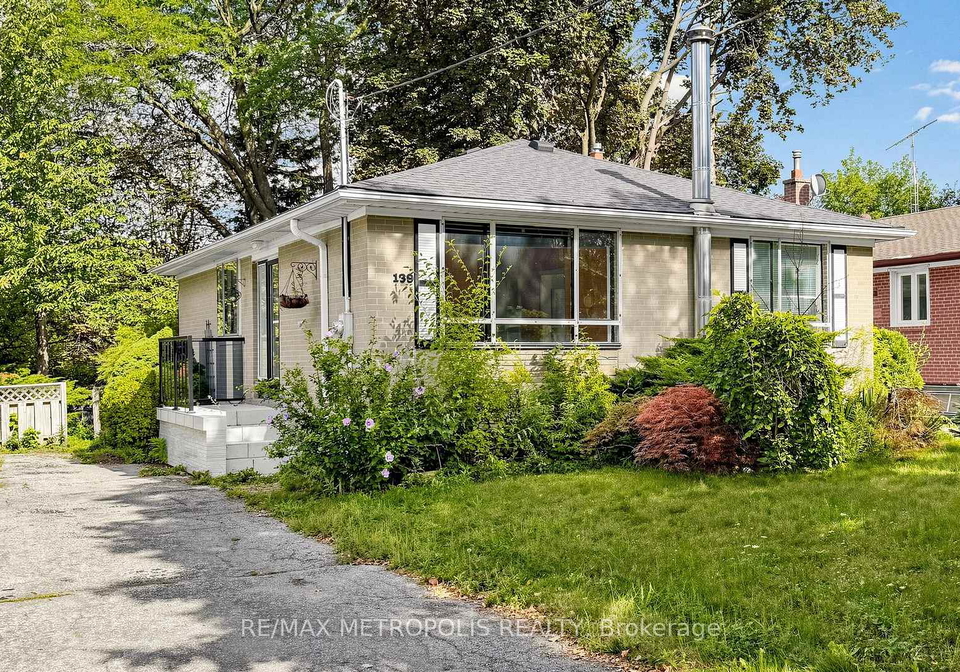 139-pandora-circle-toronto-scarborough-ontario-e13743040