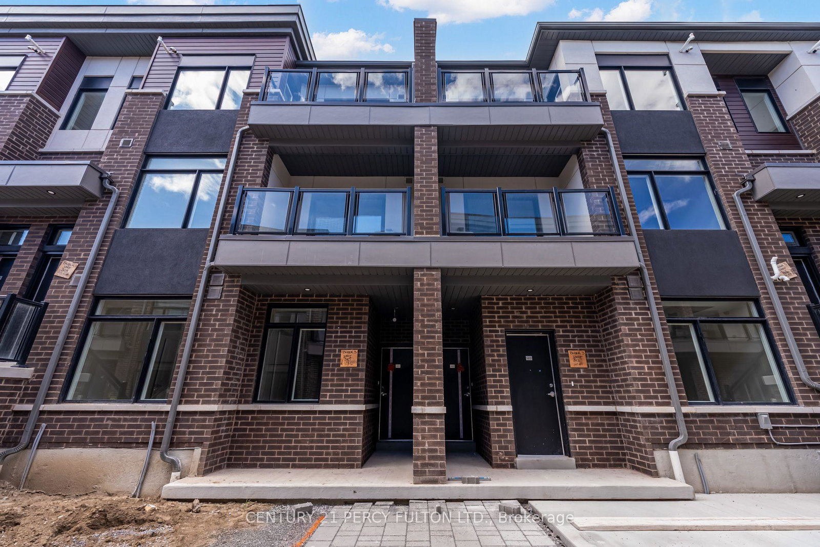 1695-dersan-street-pickering-ontario-e13743070