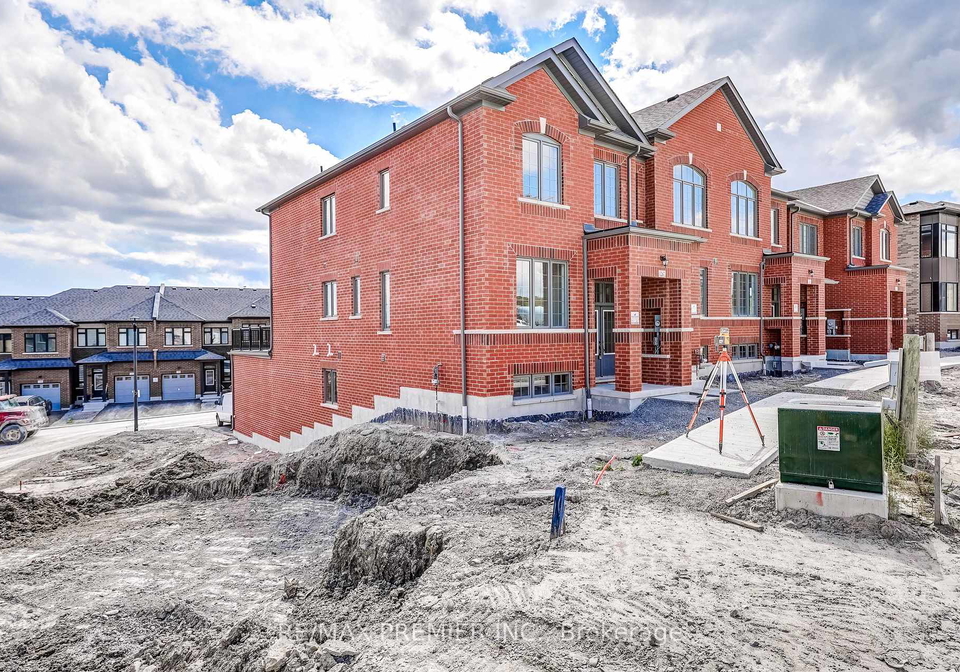 1267-winding-woods-trail-pickering-ontario-e13743352