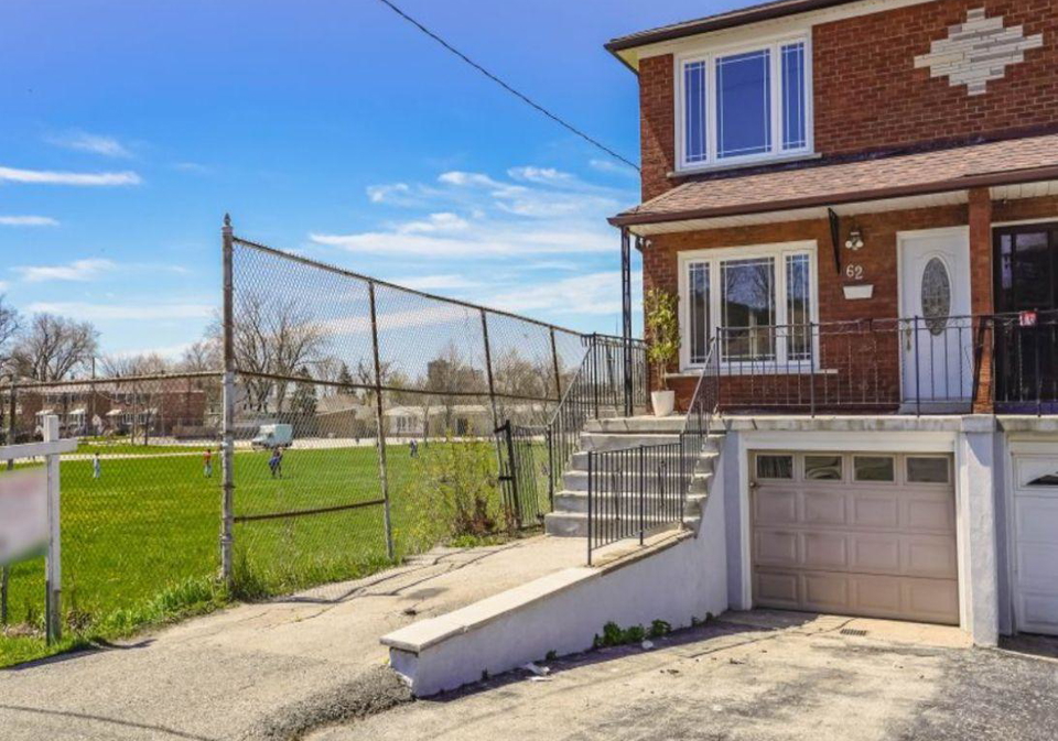 62-north-edgely-avenue-toronto-scarborough-ontario-e13743402