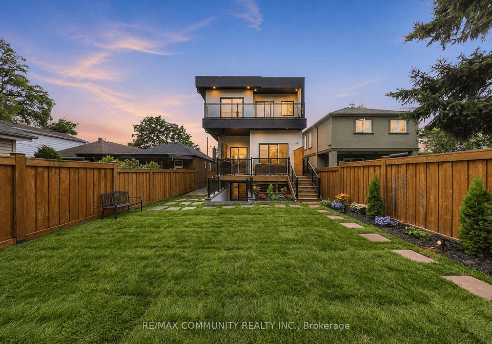 7-derwyn-road-toronto-east-york-ontario-e13743424