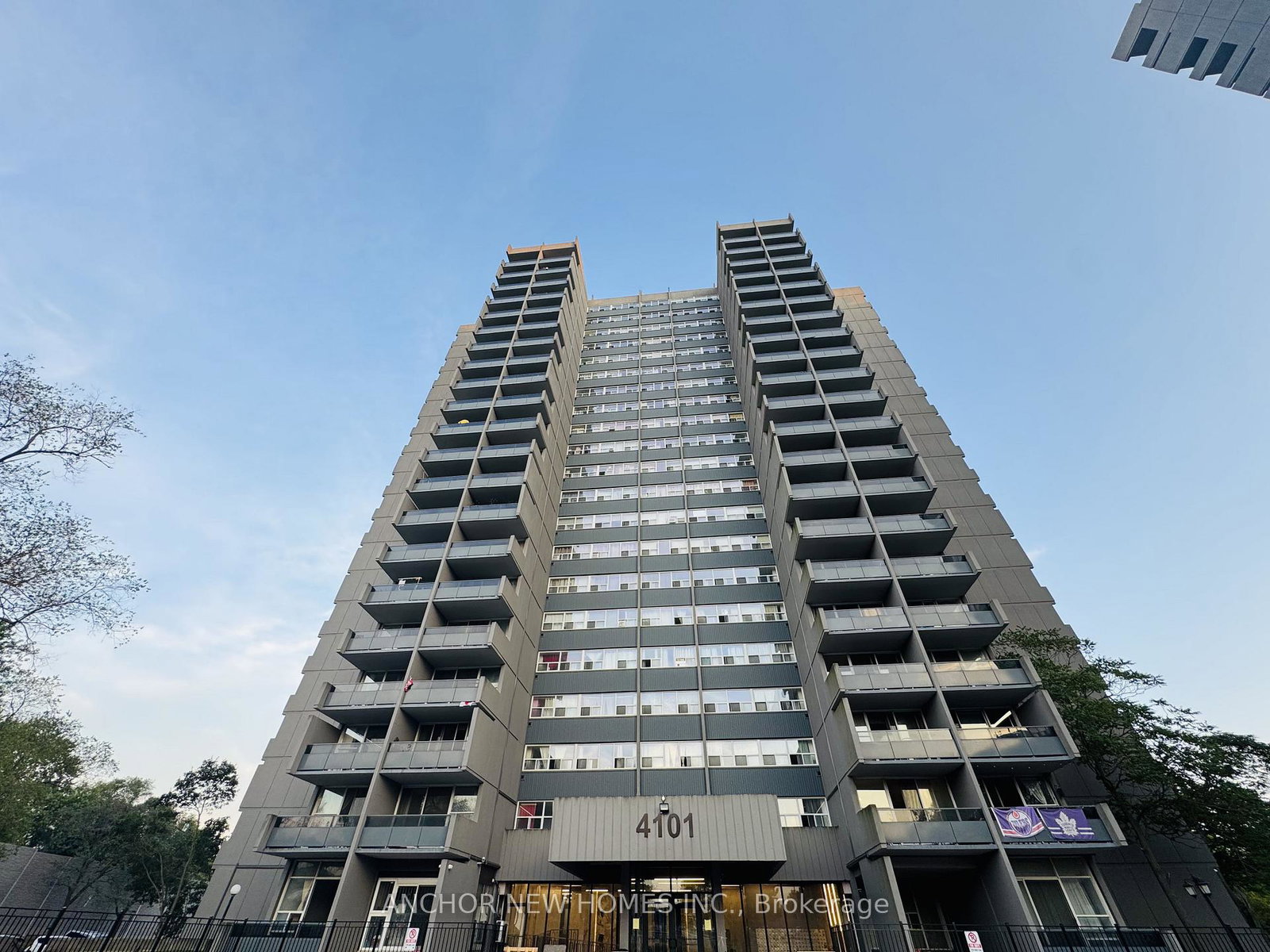 4101-sheppard-avenue-e-toronto-scarborough-ontario-e13743734