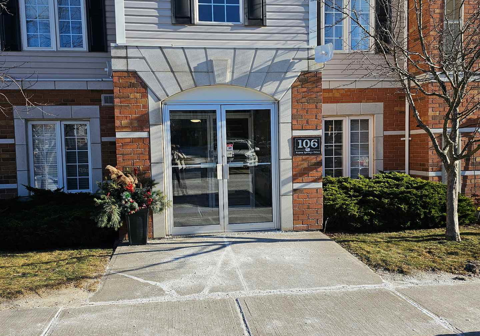 106-aspen-springs-drive-clarington-ontario-e13744038