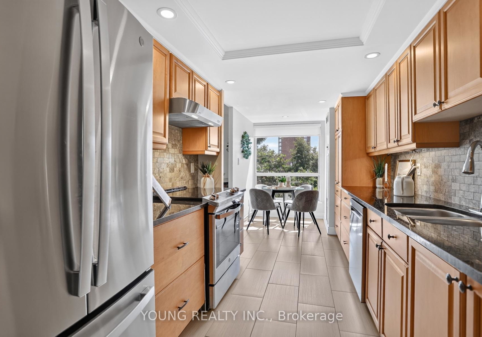 712-rossland-road-e-whitby-ontario-e13744070