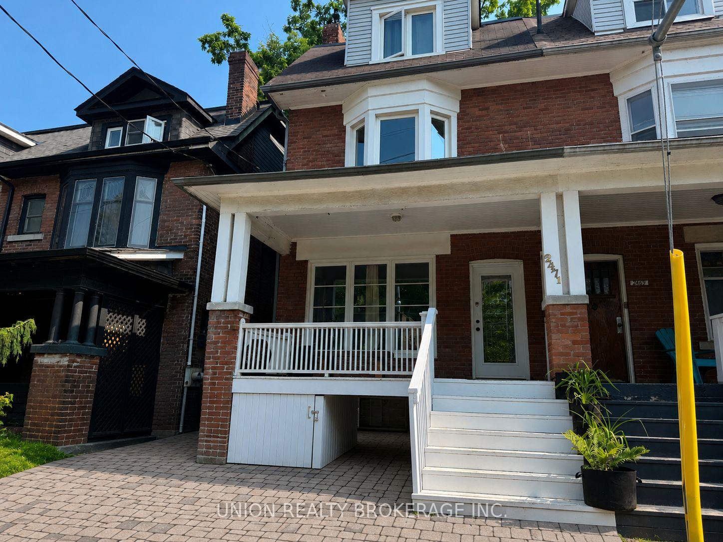2471-queen-street-e-toronto-toronto-ontario-e13746374