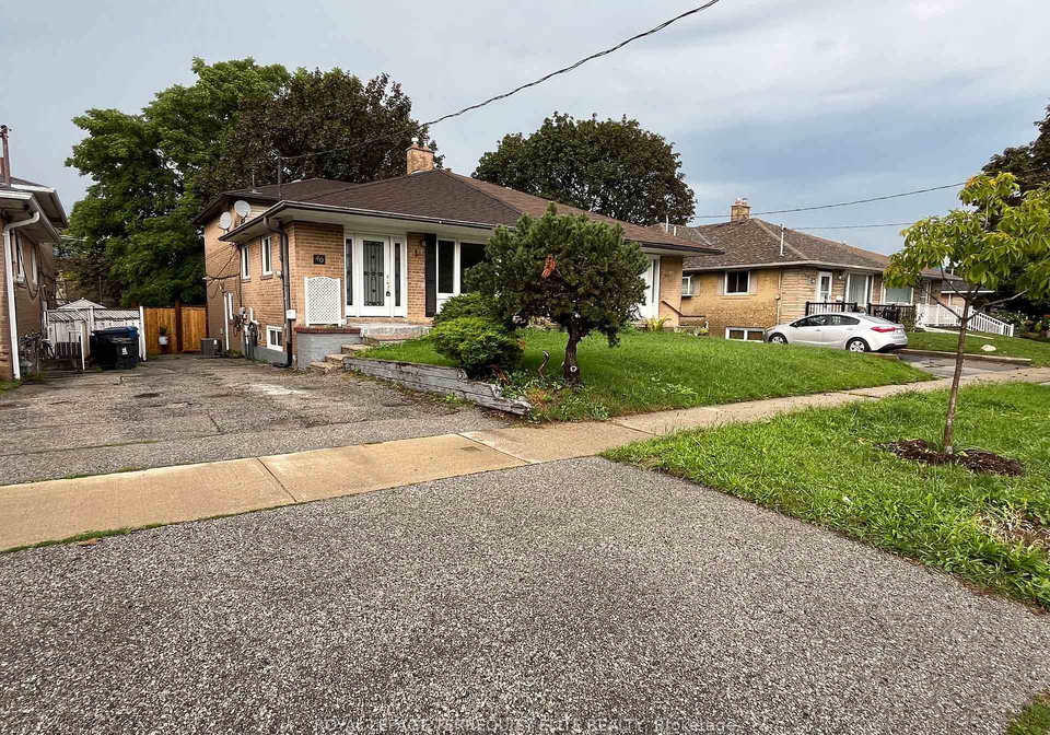 40-pender-crescent-toronto-scarborough-ontario-e13746616
