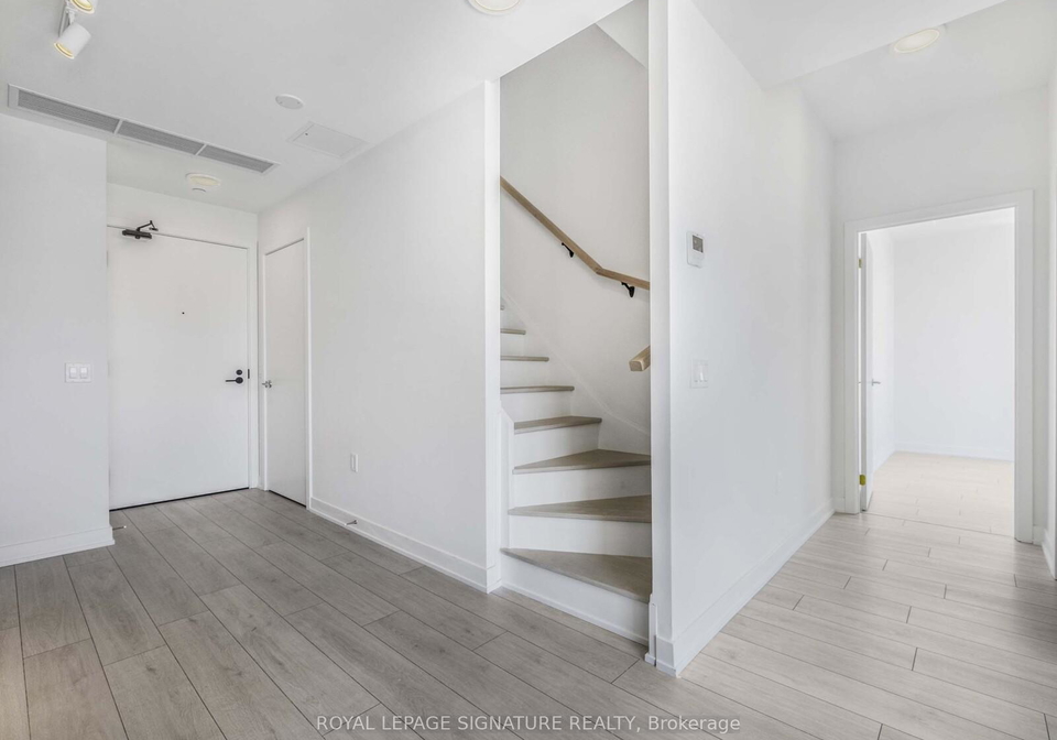 1610-charles-street-whitby-ontario-e13746782