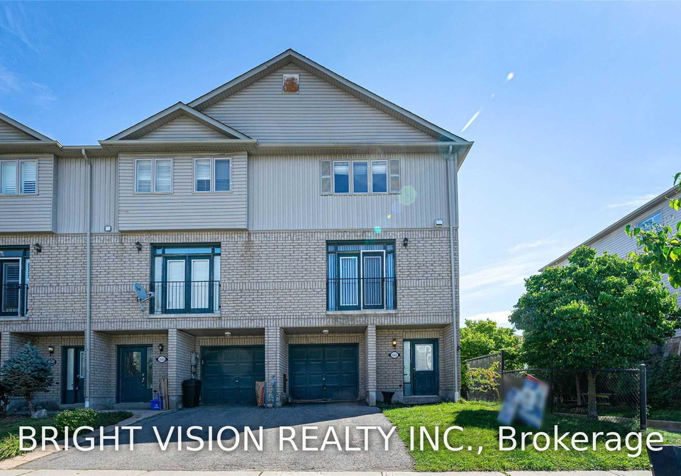 1543-hummingbird-court-pickering-ontario-e13746960