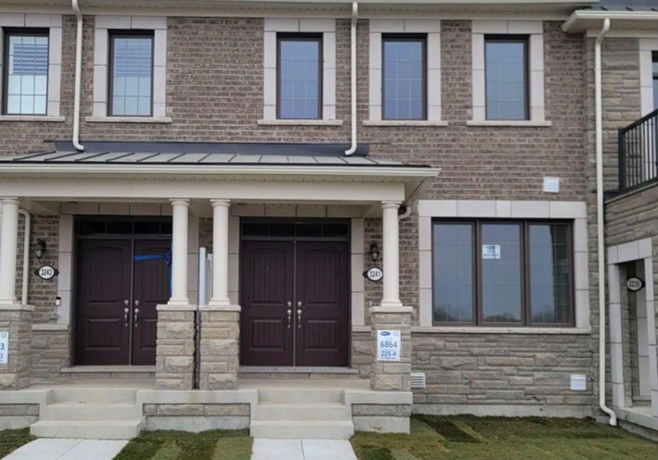 3241-brigadier-avenue-pickering-ontario-e13747390