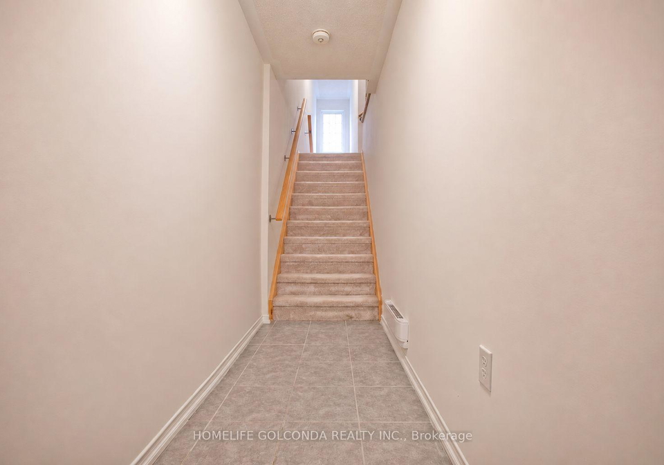 2706-deputy-minister-path-oshawa-ontario-e13748144