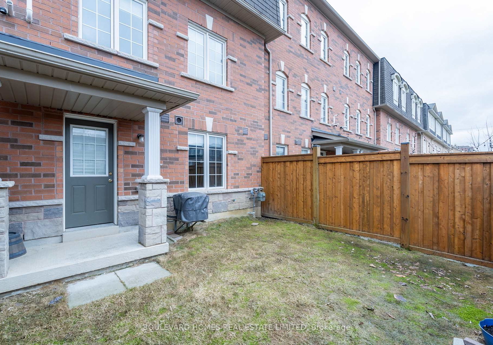 1518-shepway-mews-pickering-ontario-e13748412