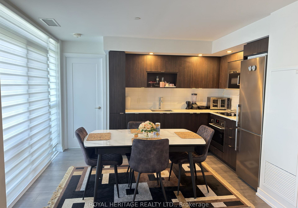 225-village-green-square-e-toronto-scarborough-ontario-e13748834