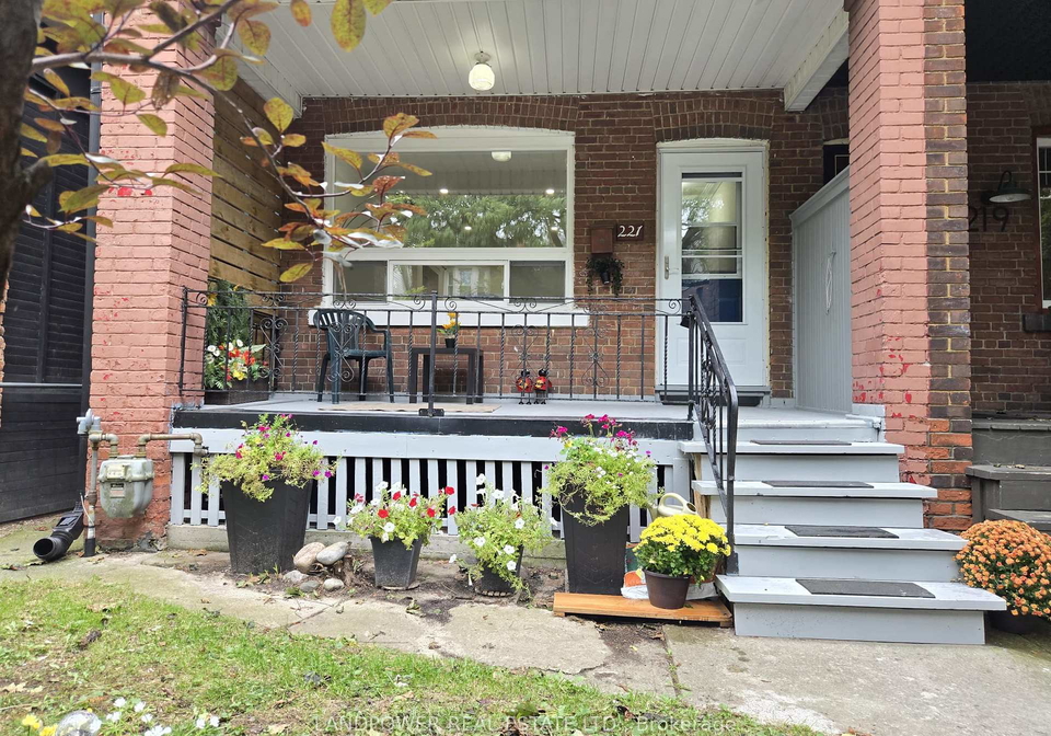 221-riverdale-avenue-toronto-toronto-ontario-e13749592