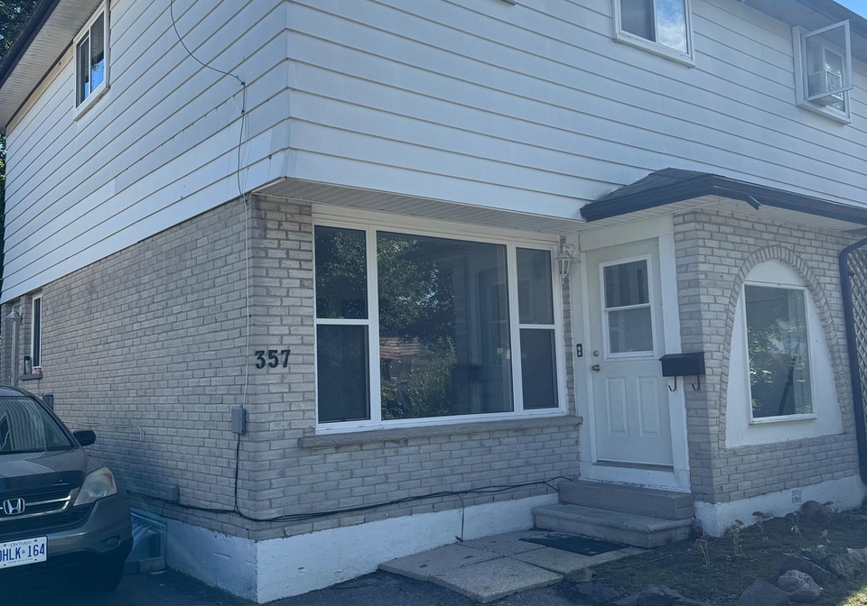 357-durham-court-oshawa-ontario-e13749940