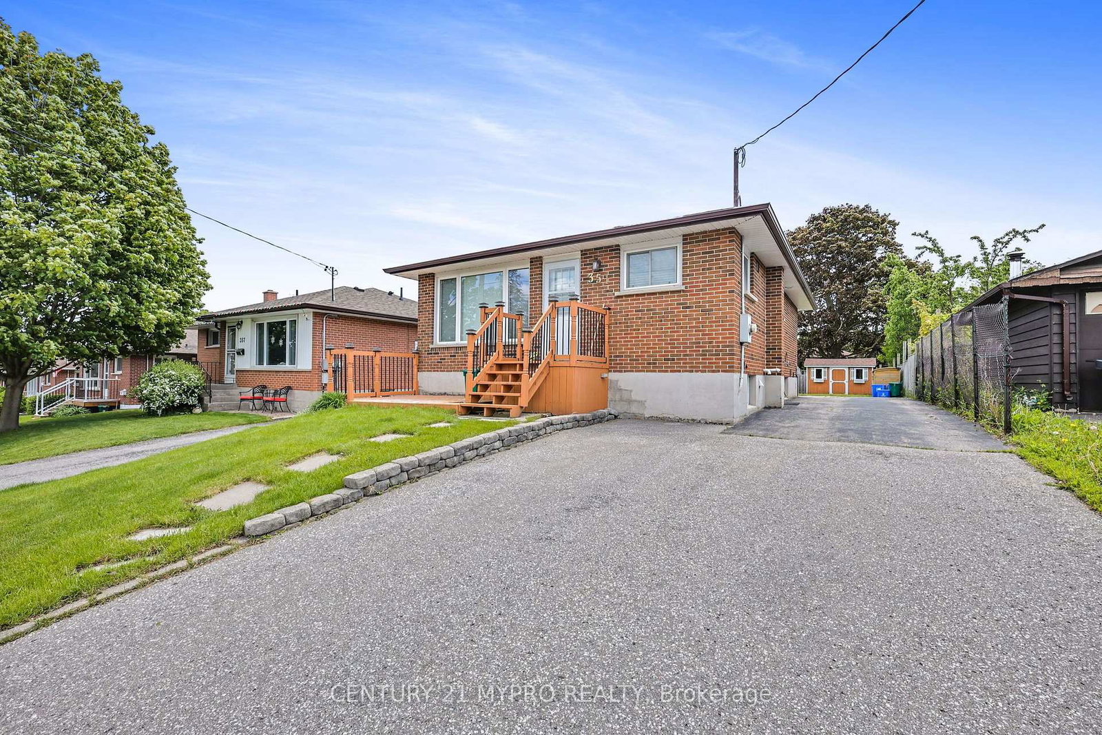 bsmt-351-conant-street-oshawa-ontario-e13750916