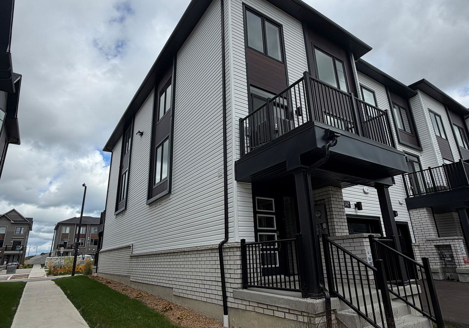 1142-greentree-path-oshawa-ontario-e13750978