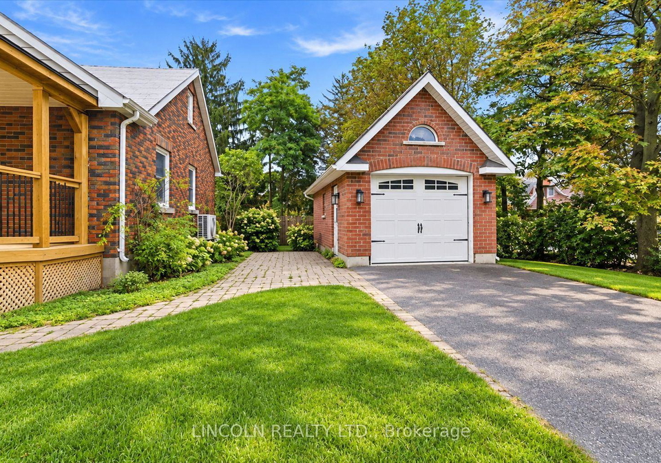 3-brown-street-clarington-ontario-e13751846