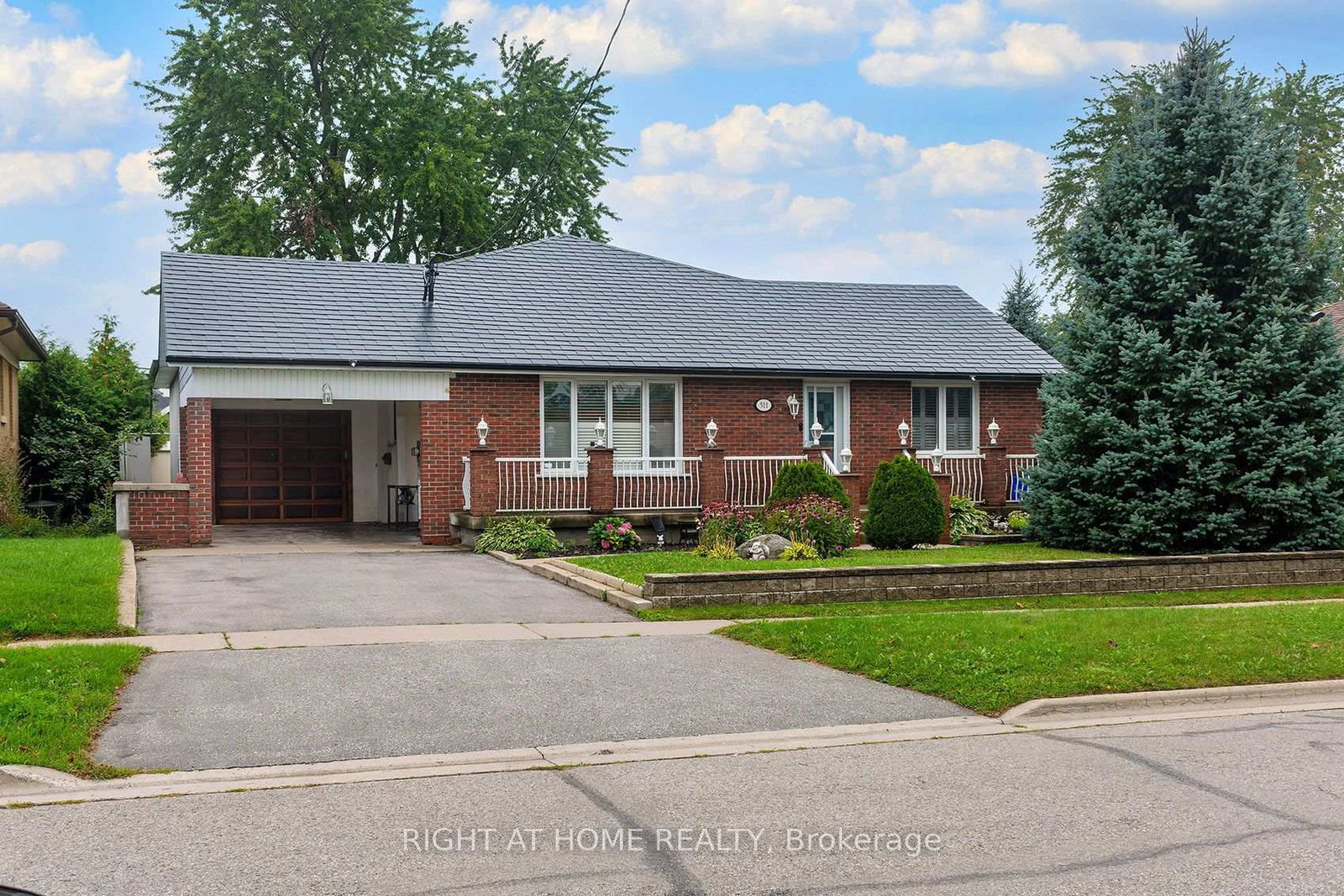 511-woodcrest-avenue-oshawa-ontario-e13752020