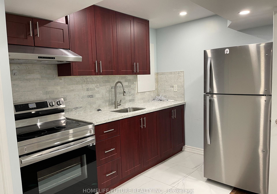 118-raponi-circle-toronto-scarborough-ontario-e13752854