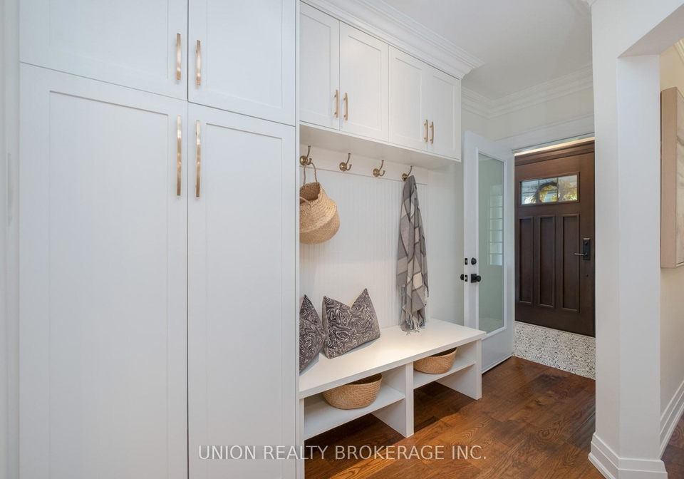 55-pine-crescent-toronto-toronto-ontario-e13753312