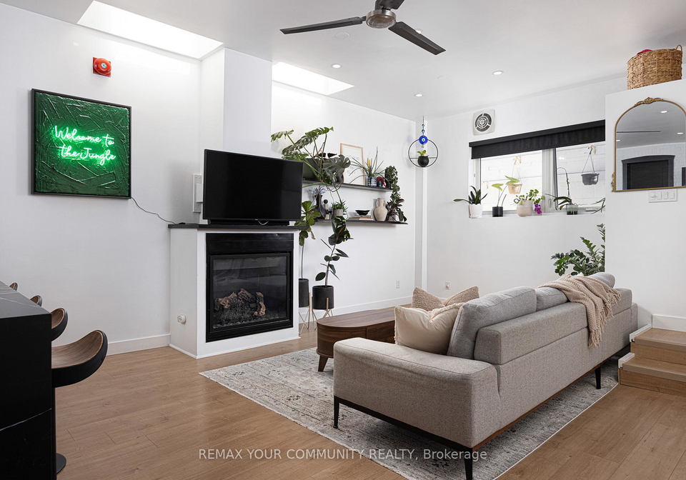 99-coleman-avenue-toronto-toronto-ontario-e13753696